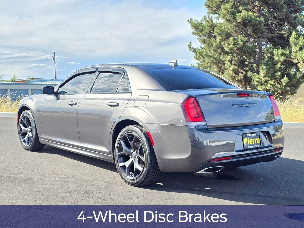 Used 2022 Chrysler 300 Touring Sedan