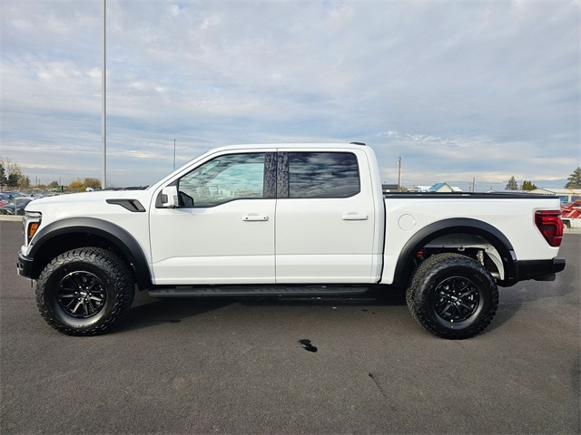 2025 Ford F-150 Raptor photo 3