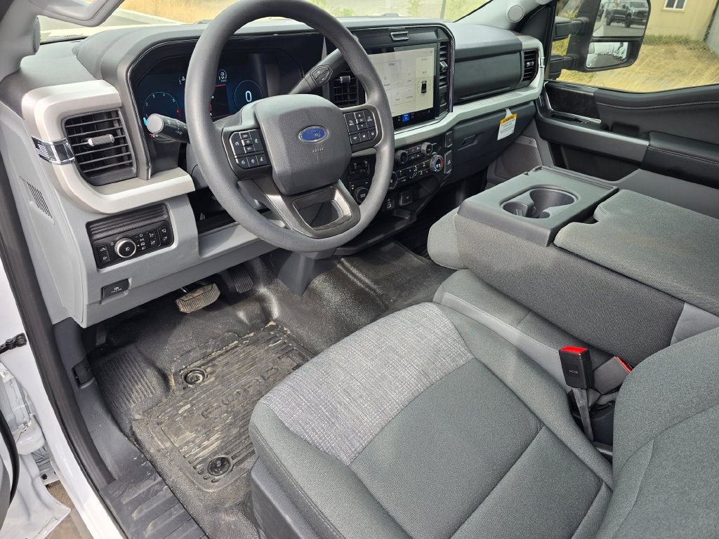 New 2026 Ford F-250 XLT Truck Crew Cab