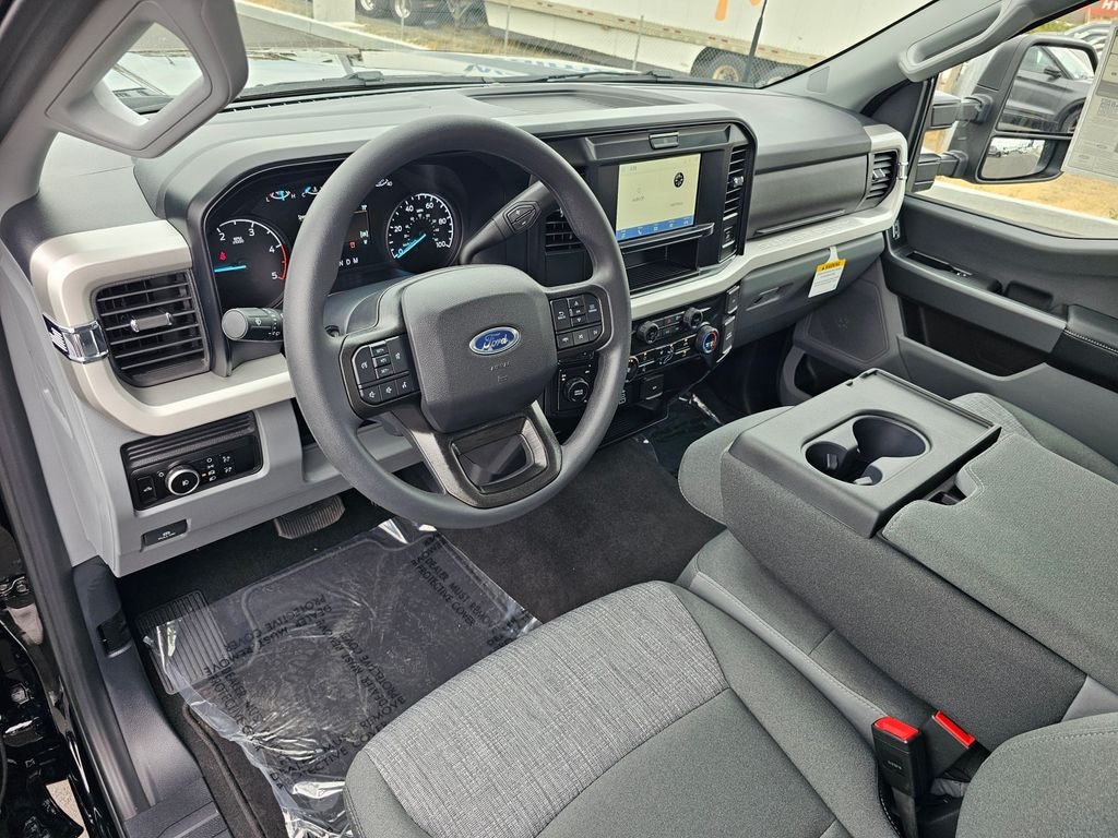 New 2026 Ford F-250 XLT Truck Crew Cab