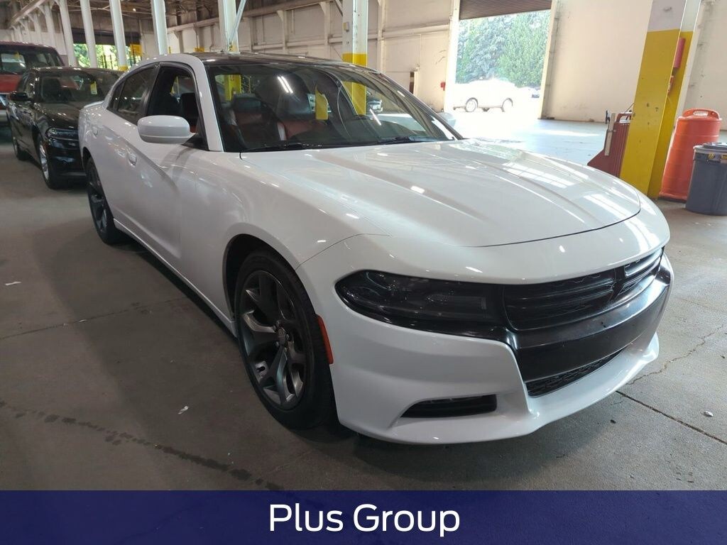 Used 2015 Dodge Charger SXT Sedan