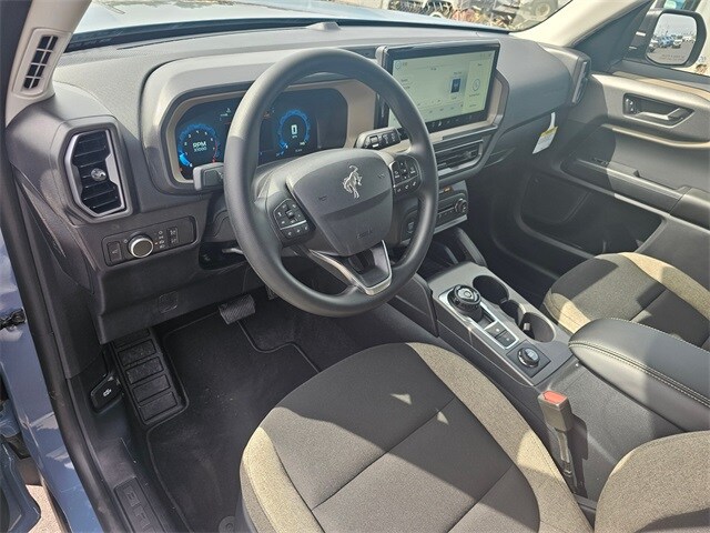 2025 Ford Bronco Sport Big Bend photo 2