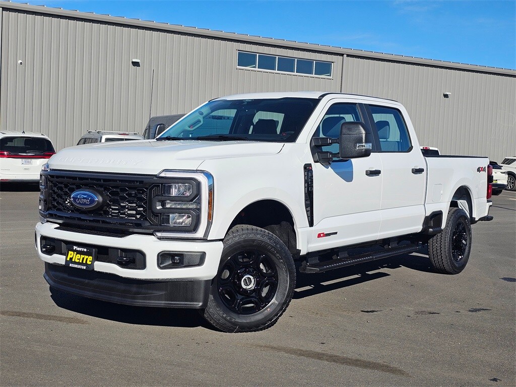 New 2026 Ford F-250 XLT Truck Crew Cab