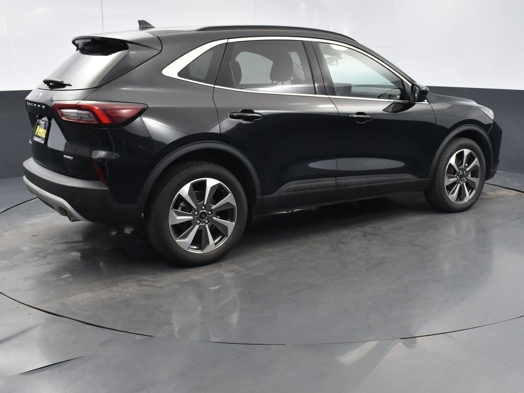 Used 2024 Ford Escape Platinum SUV