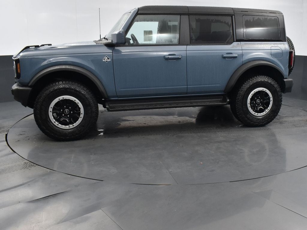 New 2025 Ford Bronco Outer Banks SUV