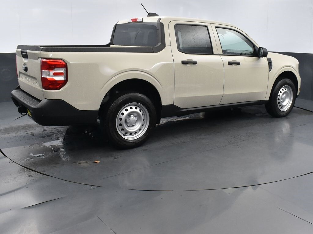 New 2025 Ford Maverick XL Truck SuperCrew