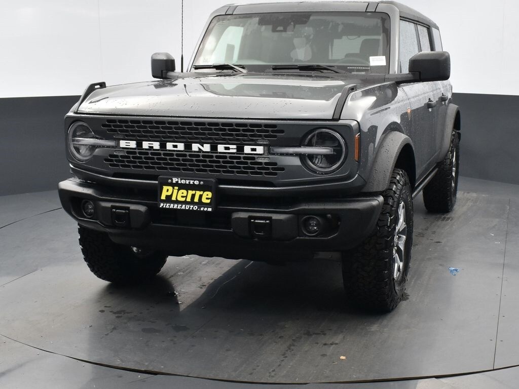 New 2025 Ford Bronco Badlands SUV