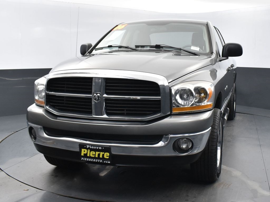 2006 Dodge Ram 1500 Pickup SLT
