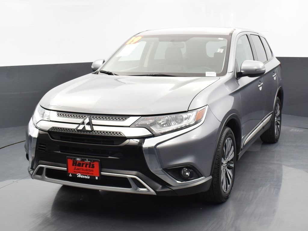 2019 Mitsubishi Outlander SE's photo
