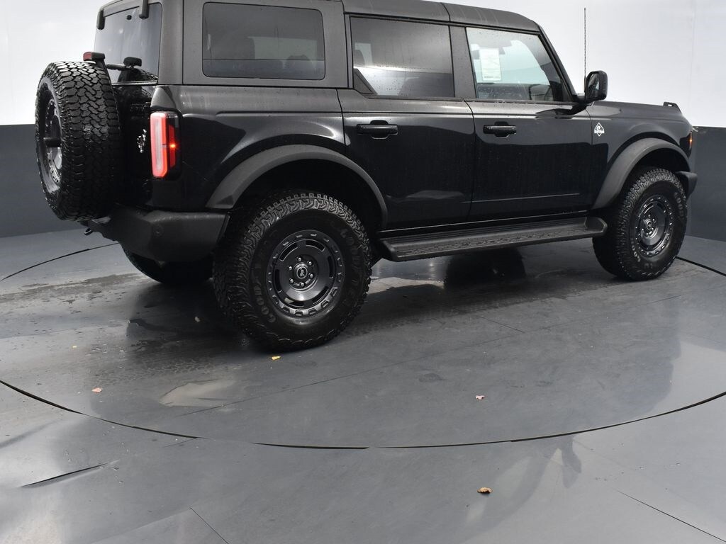 New 2025 Ford Bronco Outer Banks SUV