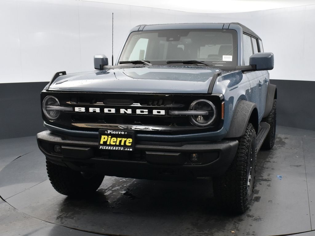 2025 Ford Bronco SUV 