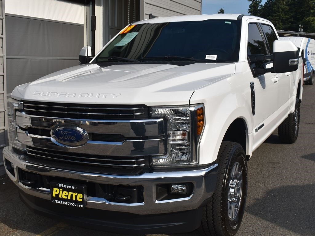 Used 2019 Ford F-250SD Lariat Truck Crew Cab