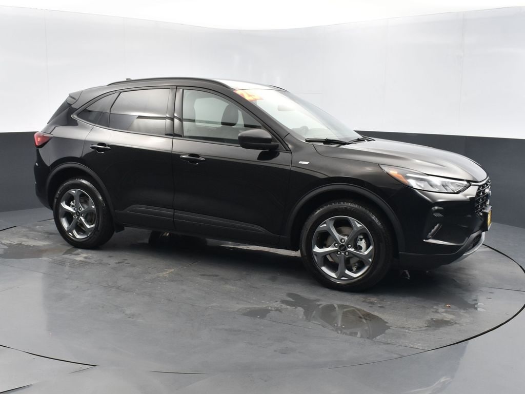 Certified 2025 Ford Escape ST-Line SUV