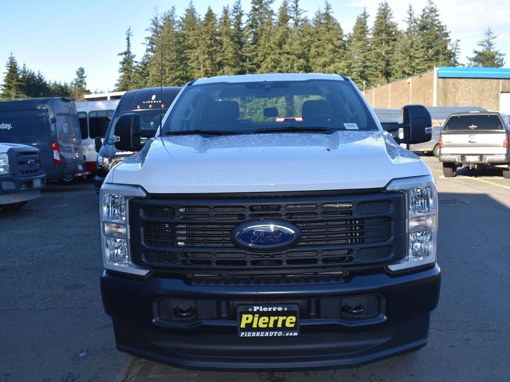 New 2024 Ford F-350 XL Truck Crew Cab