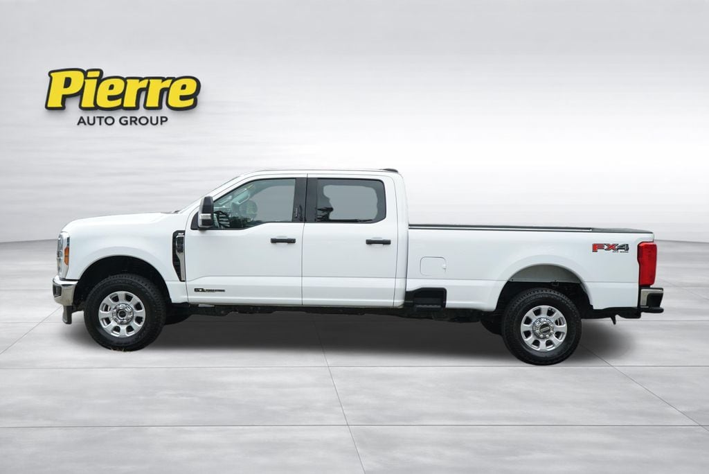 Used 2024 Ford F-350SD XLT Truck Crew Cab