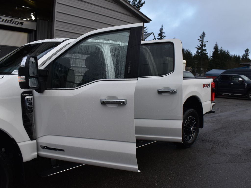 2024 Ford F-350 Super Duty Platinum - Photo 27