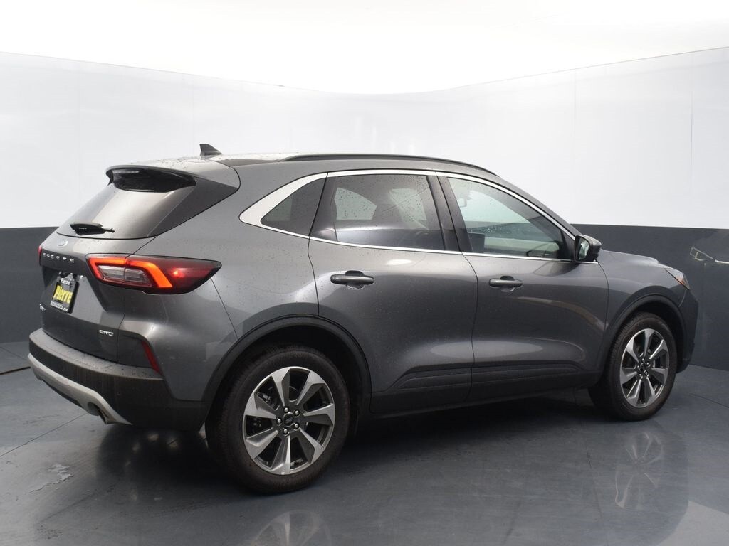 Used 2024 Ford Escape Platinum SUV