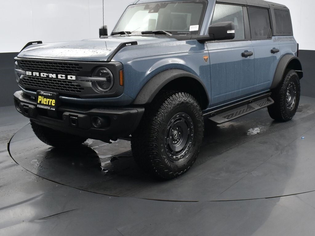 New 2025 Ford Bronco Badlands SUV