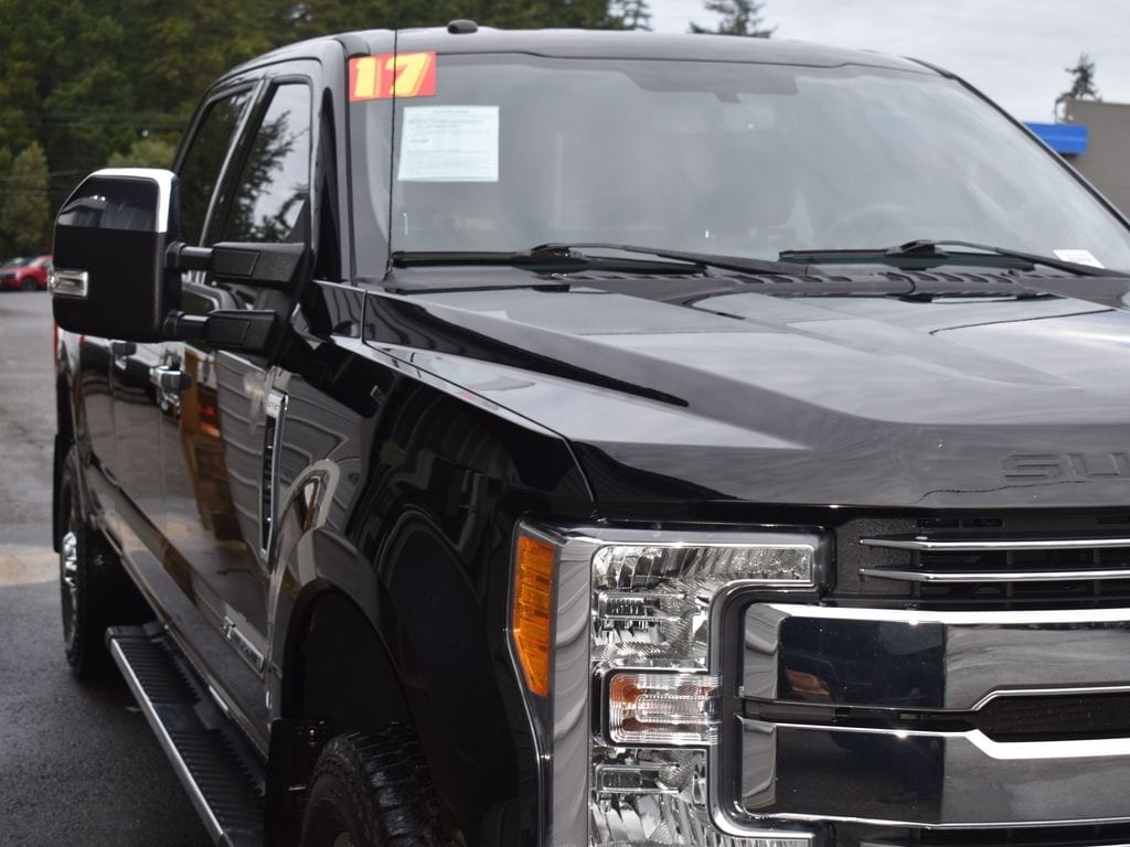 Used 2017 Ford F-350SD Lariat Truck Crew Cab