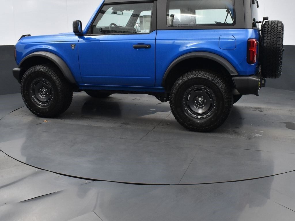 New 2025 Ford Bronco Base SUV