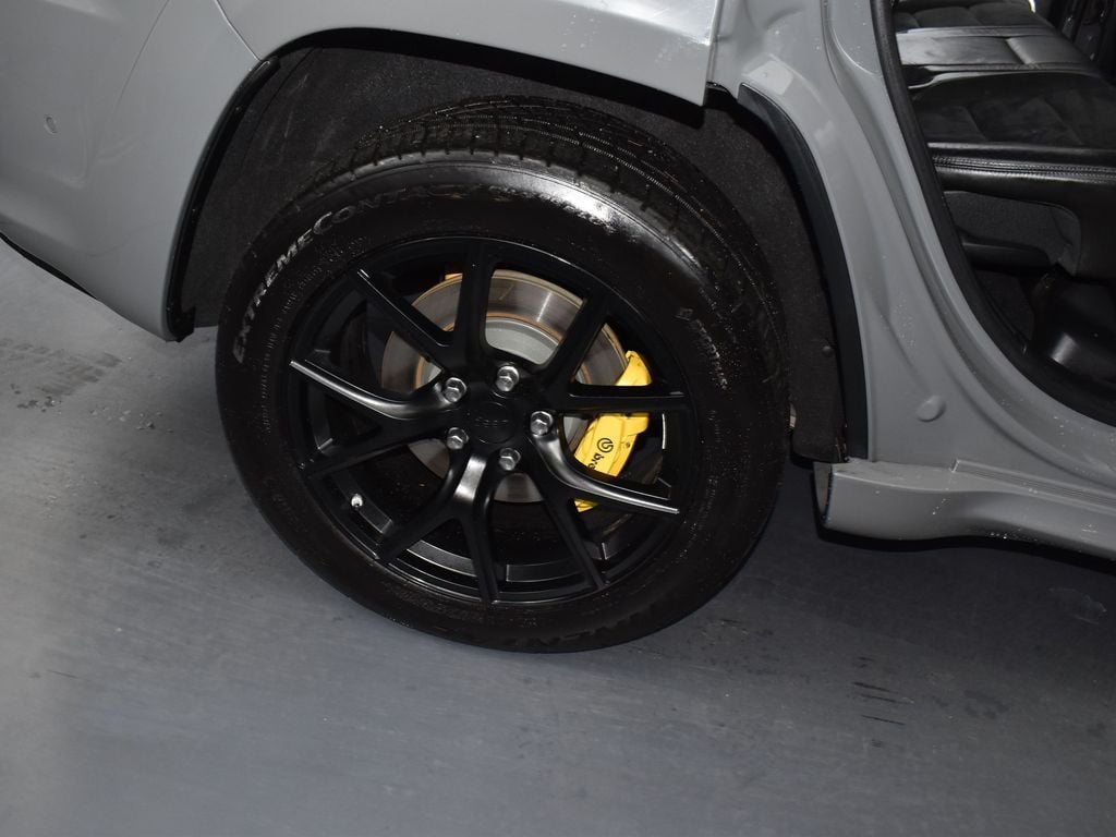 2021 Jeep Grand Cherokee Trackhawk - Photo 23