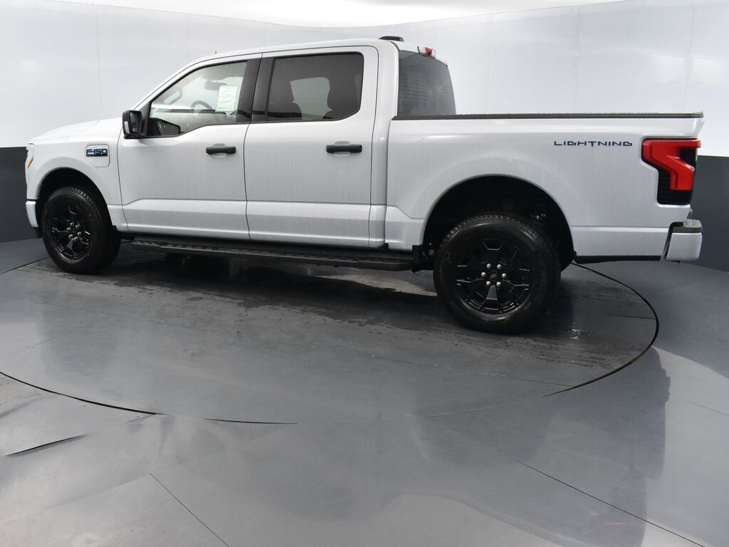 New 2025 Ford F-150 Lightning XLT Truck SuperCrew Cab