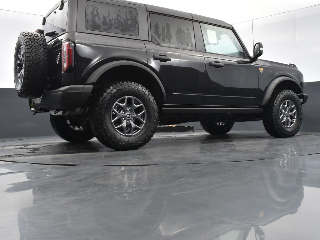 New 2025 Ford Bronco Badlands SUV
