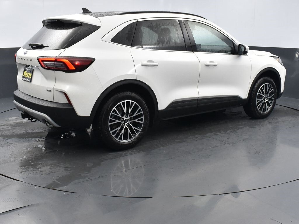 New 2025 Ford Escape Base SUV