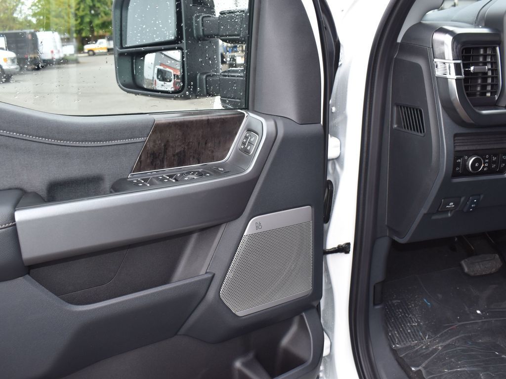 2025 Ford F-350 Super Duty Lariat - Photo 13