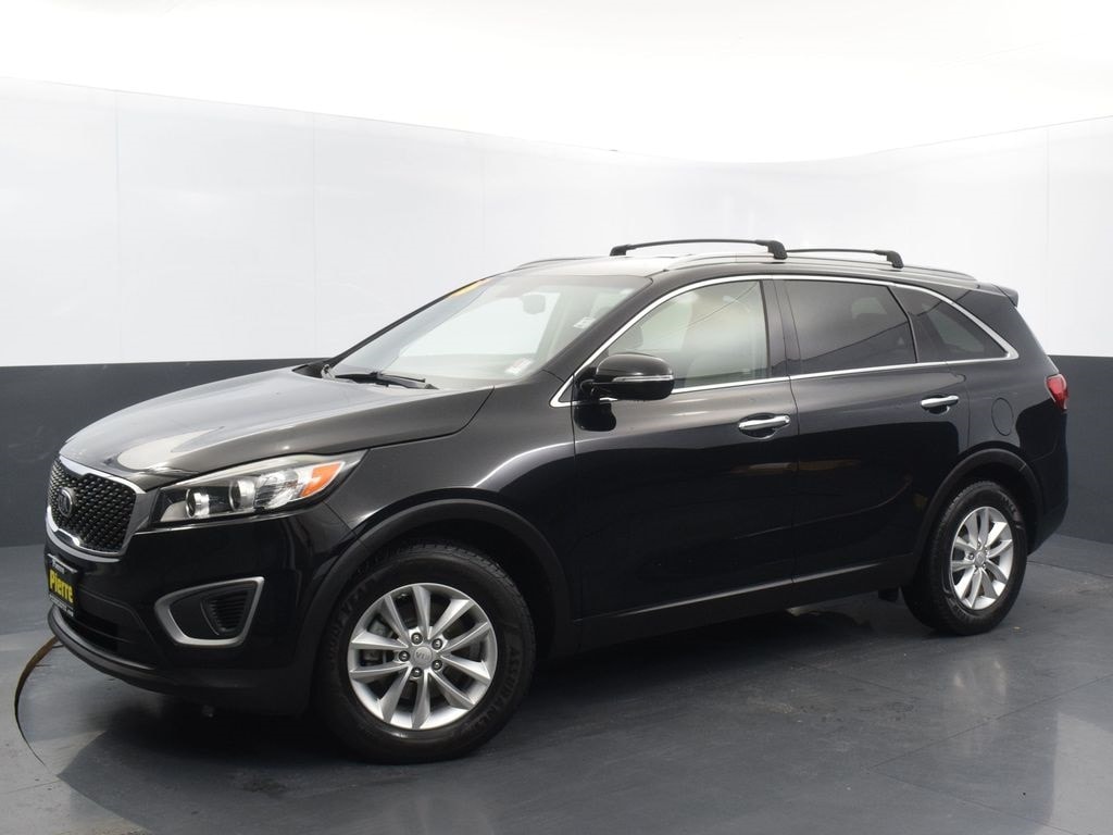 2016 Kia Sorento LX's photo