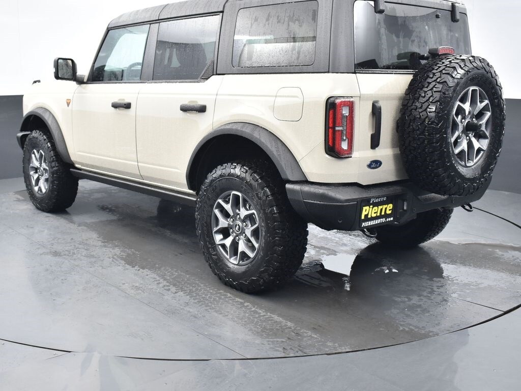 New 2025 Ford Bronco Badlands SUV