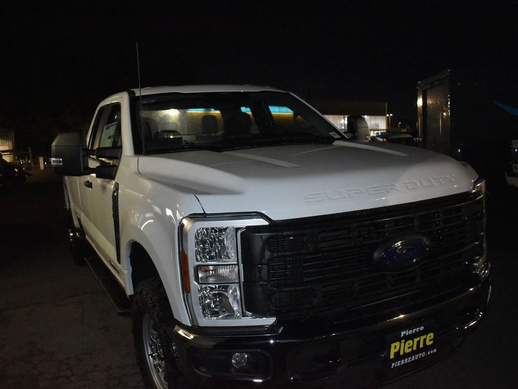 New 2025 Ford F-350 XL Truck Super Cab