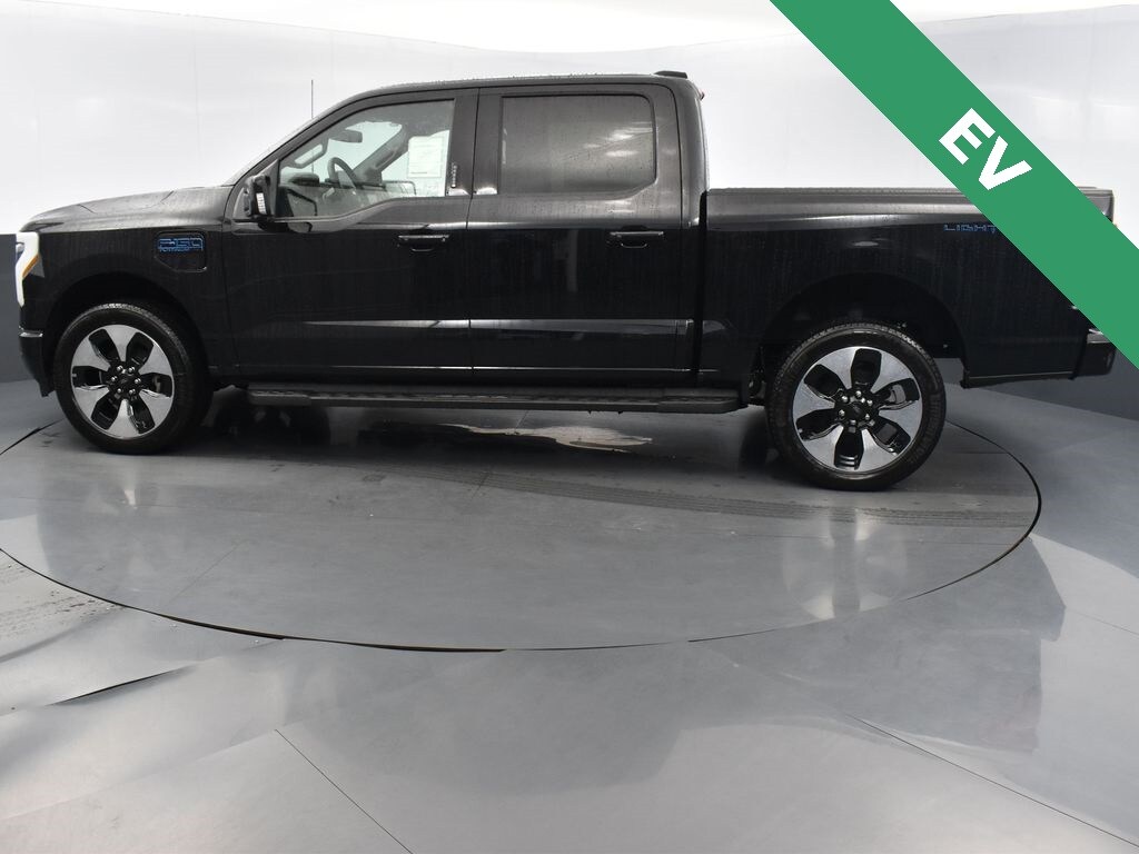 New 2025 Ford F-150 Lightning Platinum Truck SuperCrew Cab
