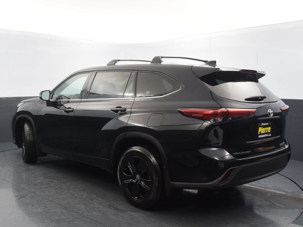 Used 2020 Toyota Highlander XLE SUV