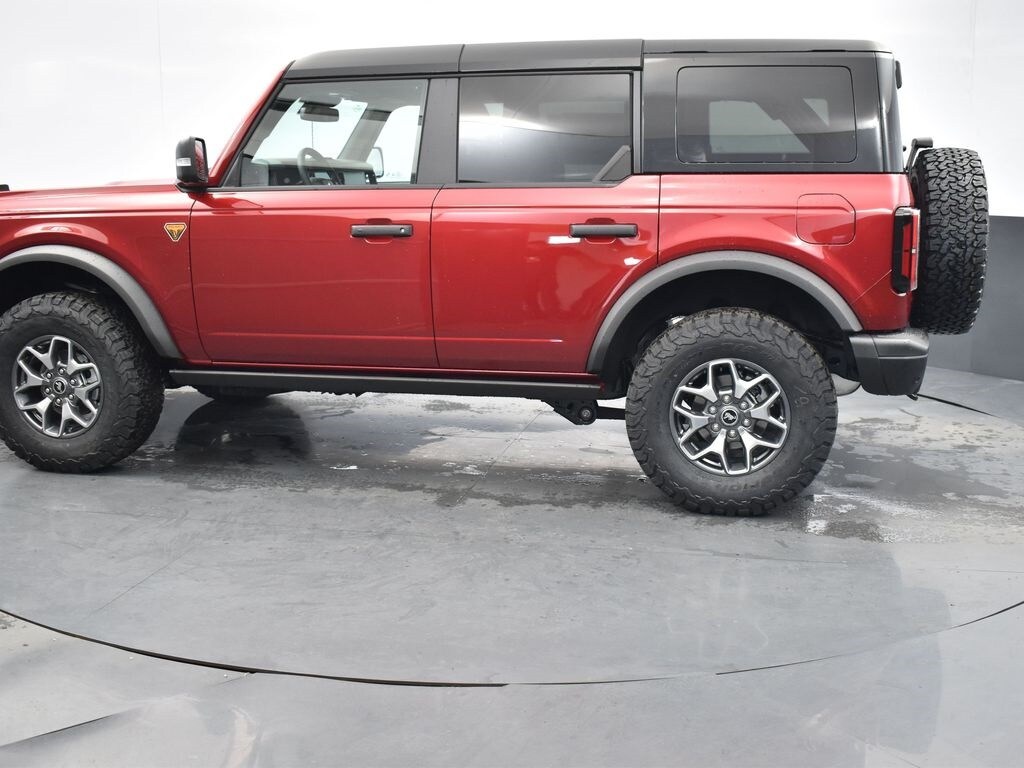 New 2025 Ford Bronco Badlands SUV