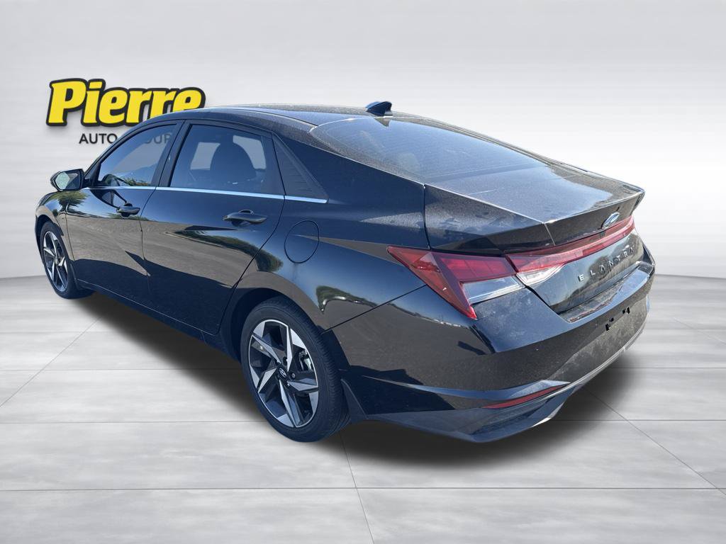 Used 2023 Hyundai Elantra Limited Sedan