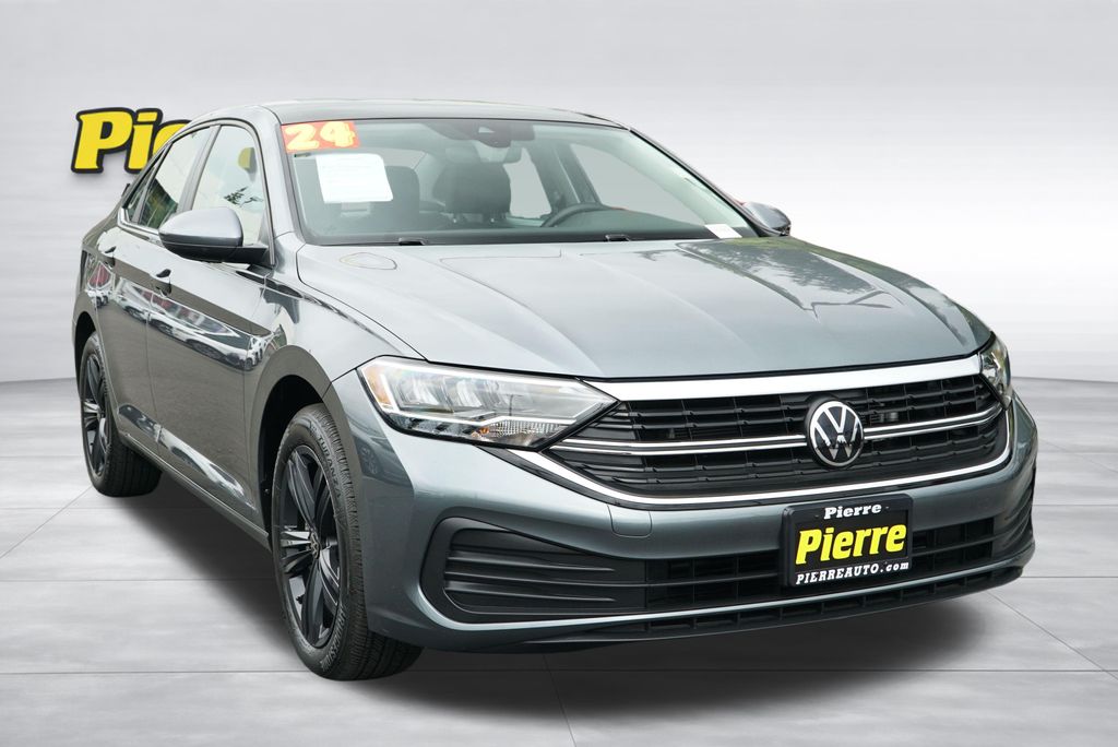 3VW7M7BU8RM038045