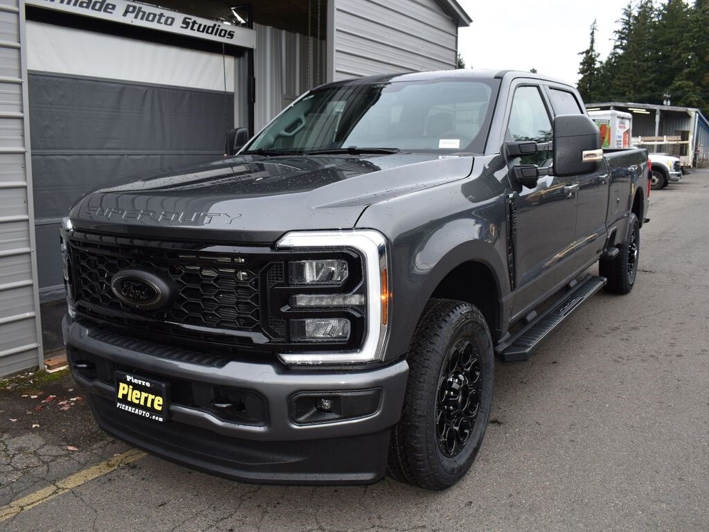 New 2026 Ford F-250 Truck Crew Cab