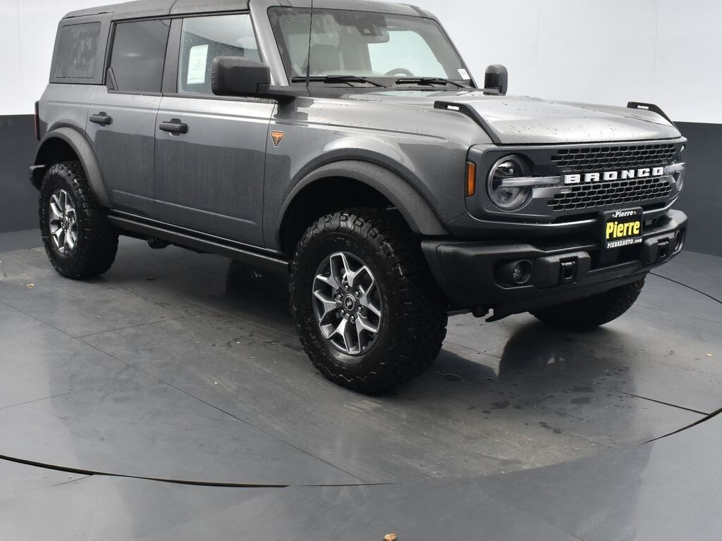 New 2025 Ford Bronco Badlands SUV