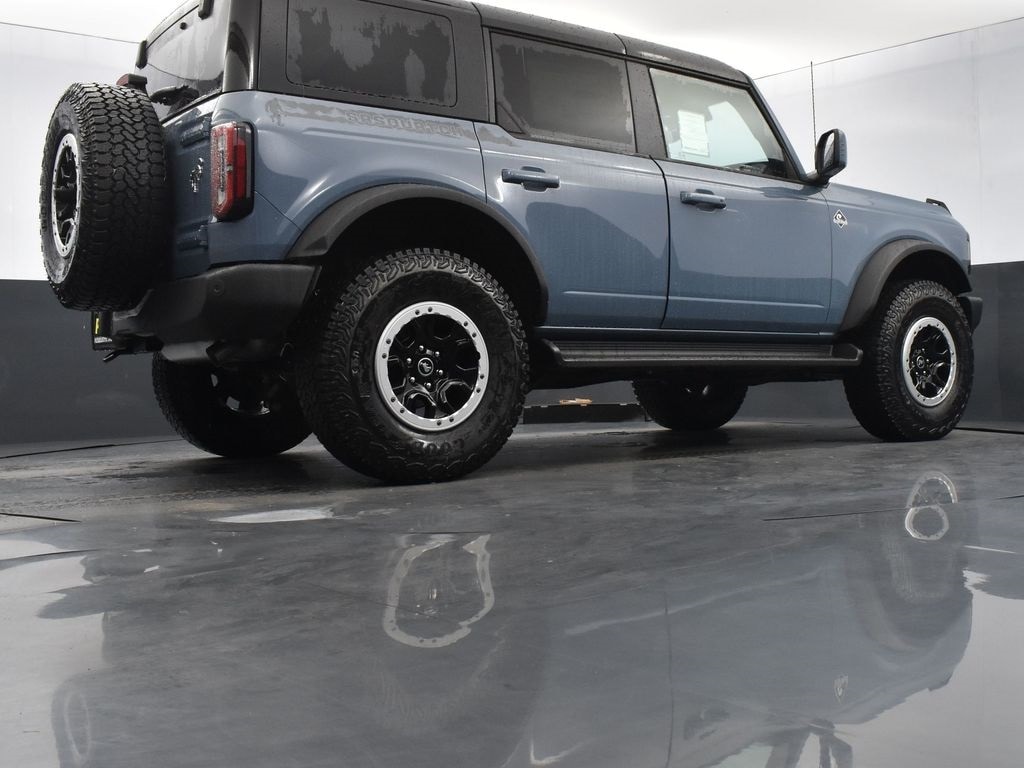 New 2025 Ford Bronco Outer Banks SUV