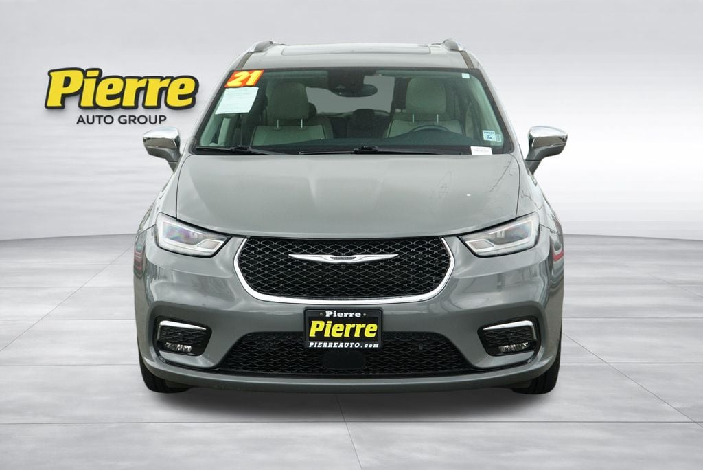 Used 2021 Chrysler Pacifica Limited Van Passenger Van