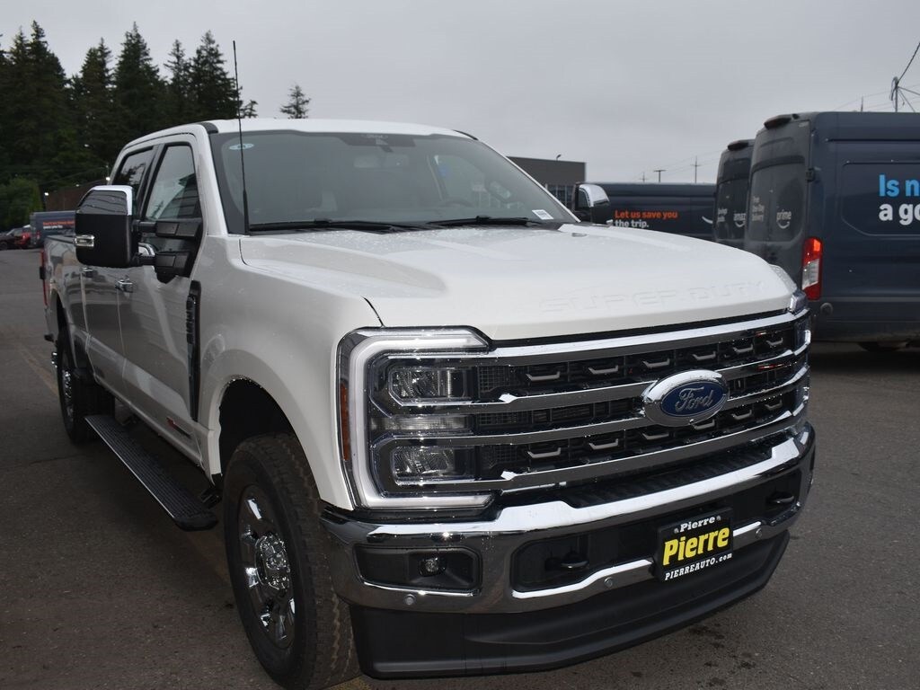 New 2025 Ford F-350 King Ranch Truck Crew Cab