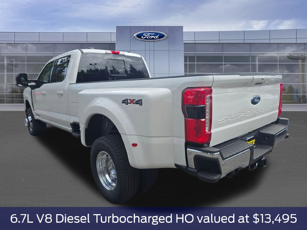 New 2026 Ford F-350 Lariat DRW Truck Crew Cab