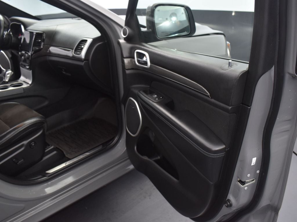 2021 Jeep Grand Cherokee Trackhawk - Photo 19