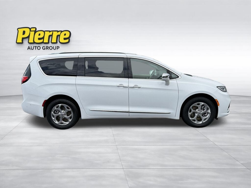 Used 2021 Chrysler Pacifica Limited Van Passenger Van