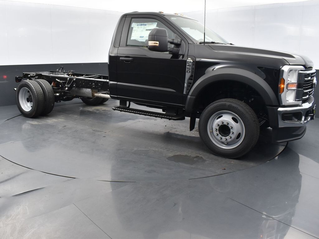 New 2026 Ford F-450 Chassis XL DRW Truck Regular Cab