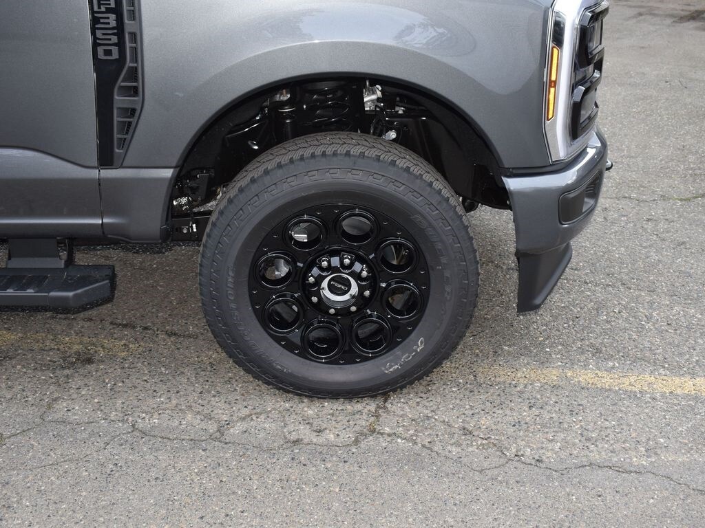 New 2026 Ford F-350 XLT Truck Crew Cab