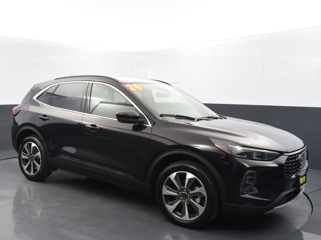 Used 2024 Ford Escape Platinum SUV