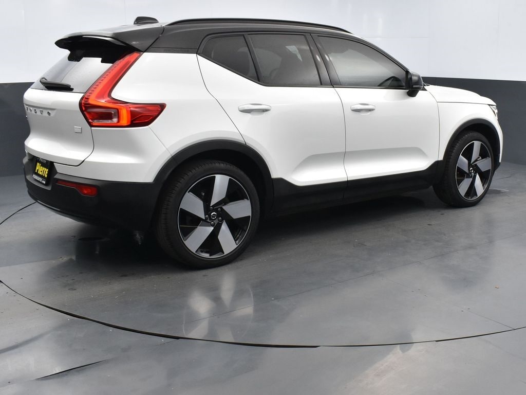 Used 2024 Volvo XC40 Recharge Pure Electric SUV