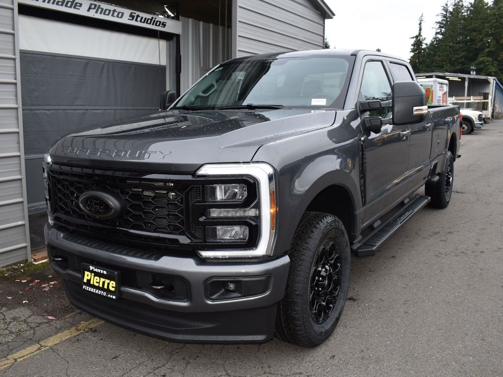 2026 Ford F-250 Truck Crew Cab 
